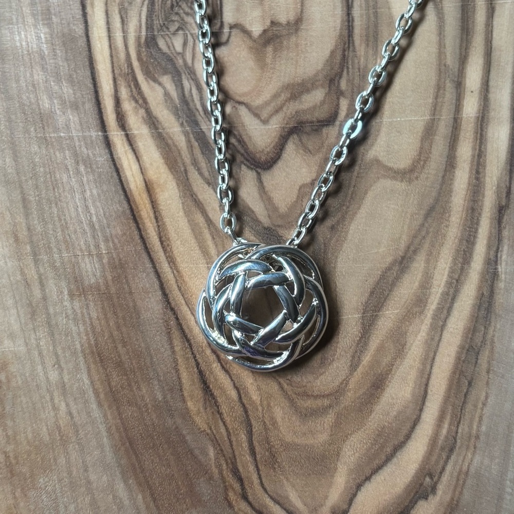 Elegant Silver Sculptural Necklace